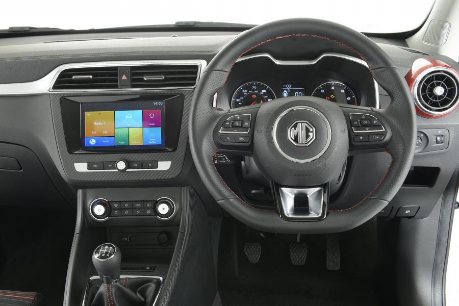 Торпедо MG ZS Limited Edition (ZS11) 2019 года  (UK) (фото 7 из 9)